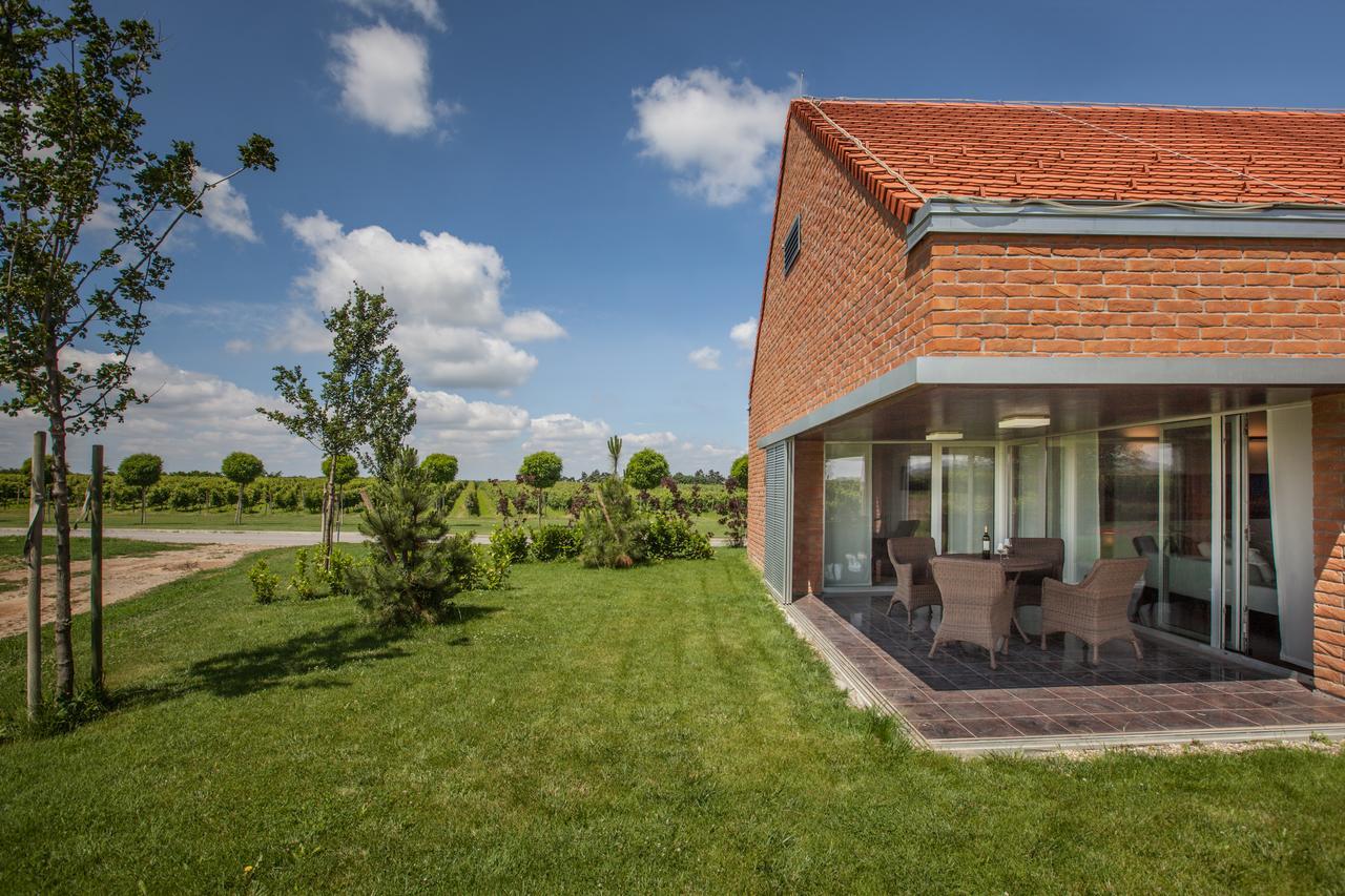 Ladanjsko Imanje Principovac Bed & Breakfast Ilok Exterior photo